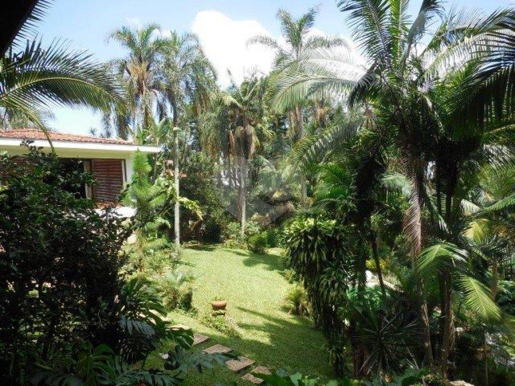 Casa de alto padrão no Horto  5.500 m²