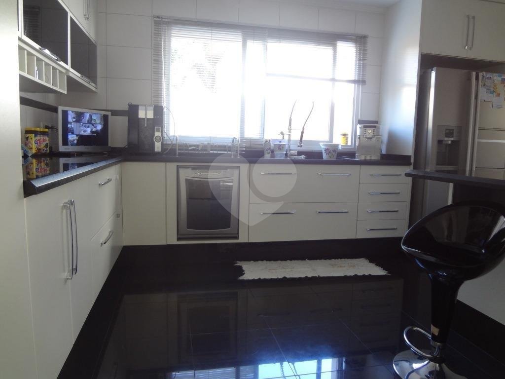 SOBRADO ALTO PADRÃO Tremembe