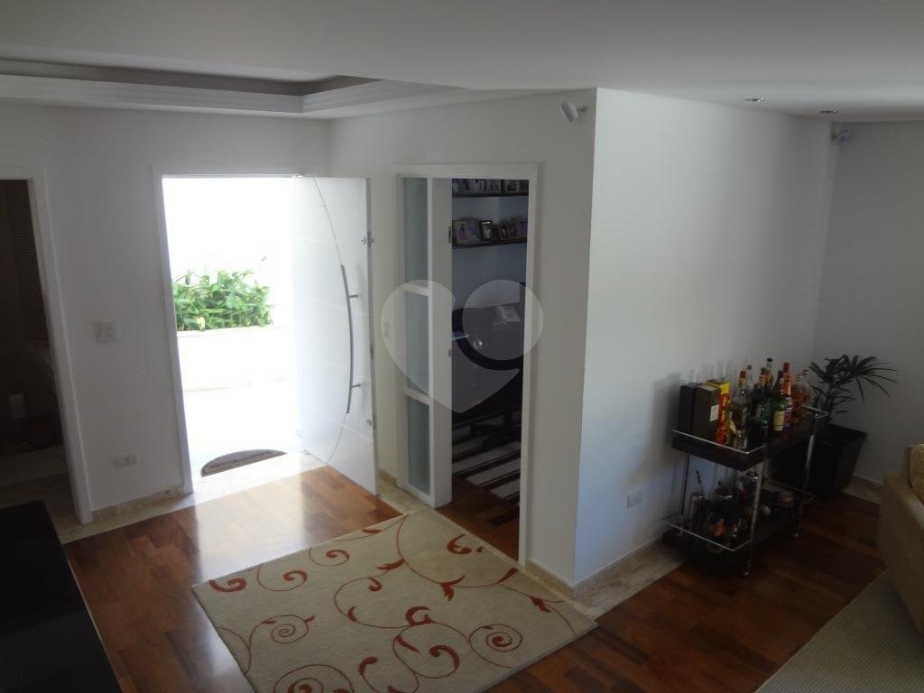 SOBRADO ALTO PADRÃO Tremembe