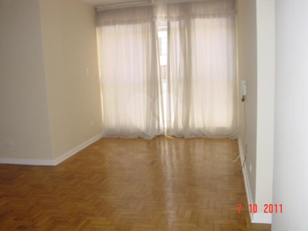 APARTAMENTO em SANTANA