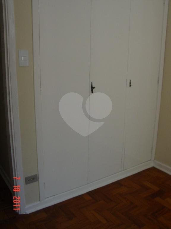APARTAMENTO em SANTANA