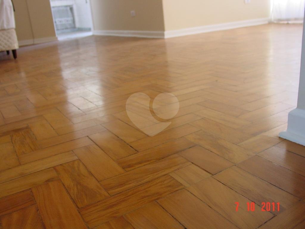 APARTAMENTO em SANTANA