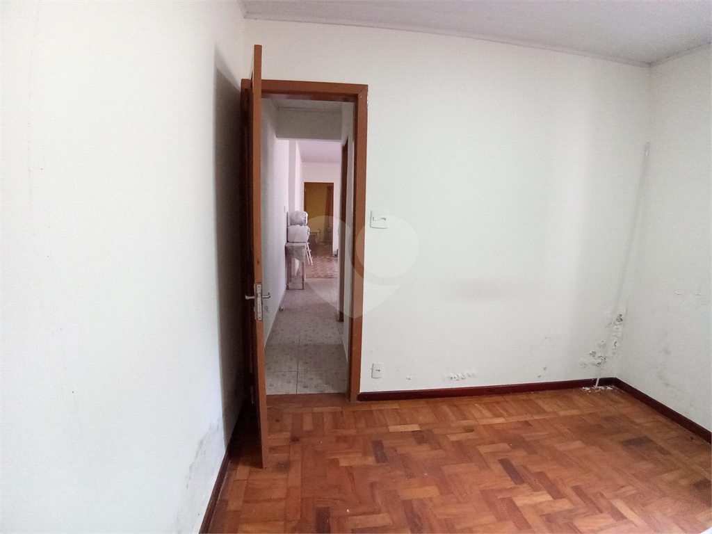 Casa à venda com 2 quartos, 130m² - Foto 10