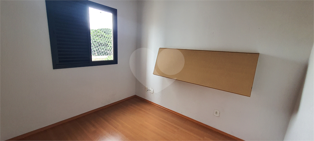 Apto. Sta. Inês, Mandaqji, 2 dts., sala com sacada, 1 vaga.