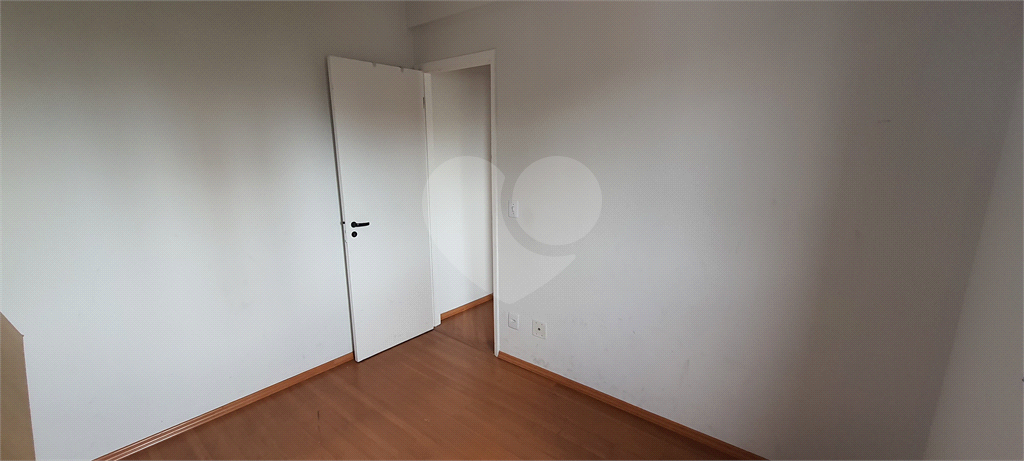 Apto. Sta. Inês, Mandaqji, 2 dts., sala com sacada, 1 vaga.