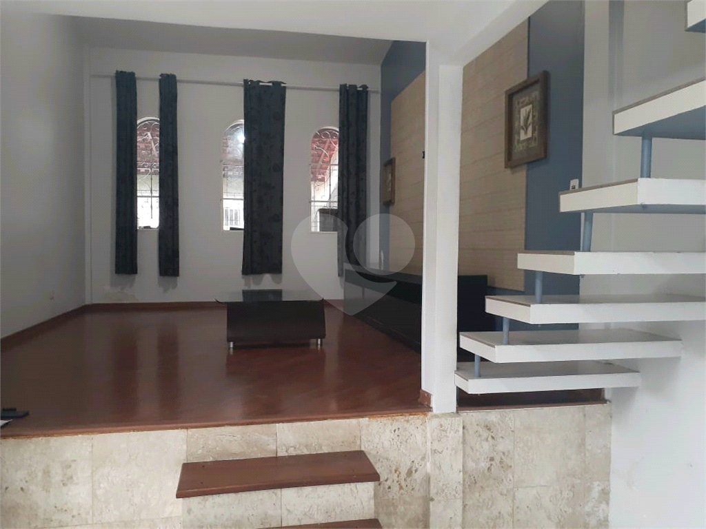 Sobrado à venda com 4 quartos, 147m² - Foto 3