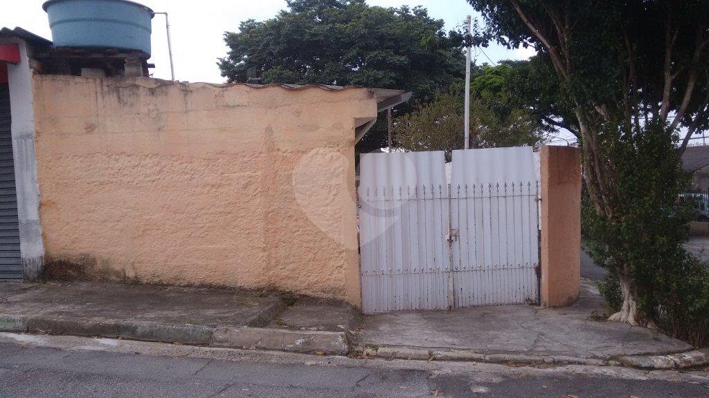 Atenção Investidores imovel com tres casas somando renda de 3mil mensal