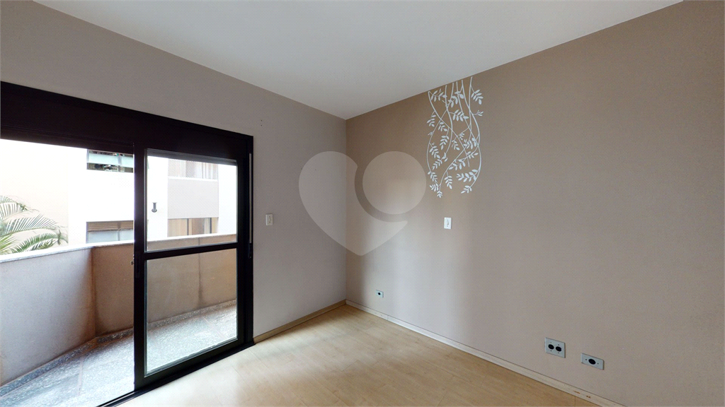 Apartamento à venda com 4 quartos, 190m² - Foto 11