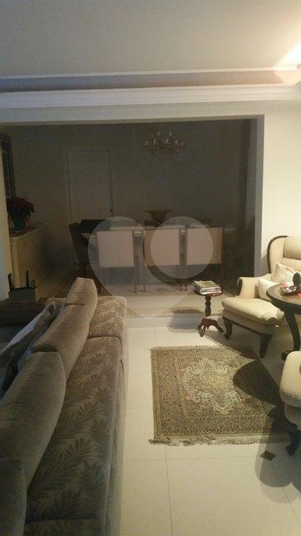 Apartamento à venda com 3 quartos, 260m² - Foto 7