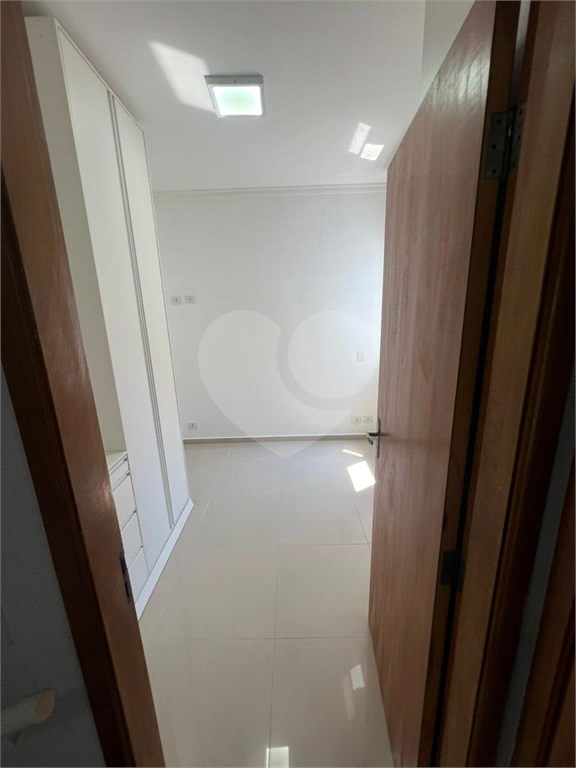 Excelente sobrado situado em condomínio fechado, no Horto Florestal, com 80m2,.