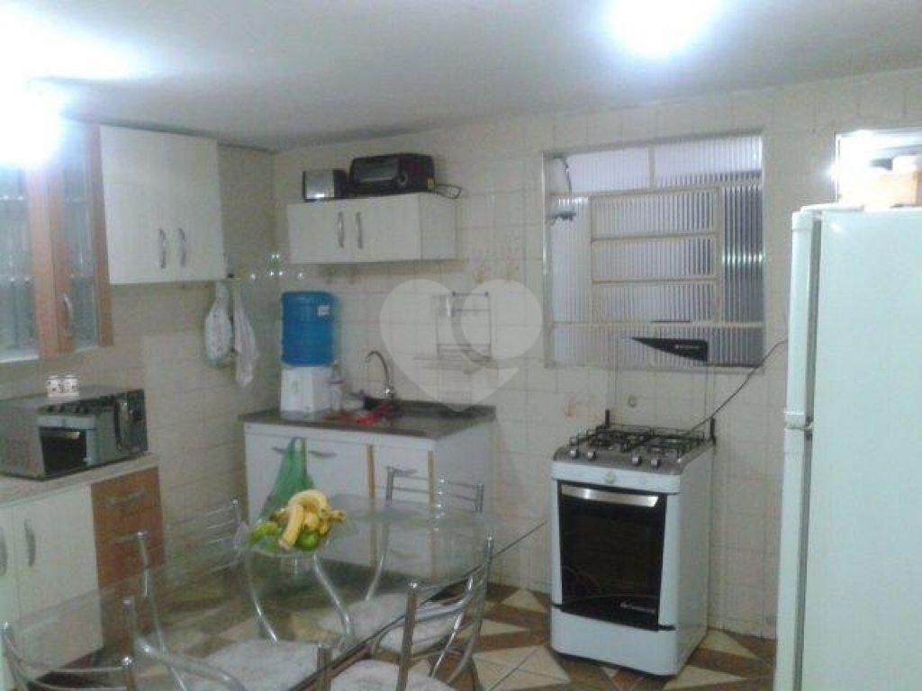 Casa à venda com 2 quartos, 80m² - Foto 1