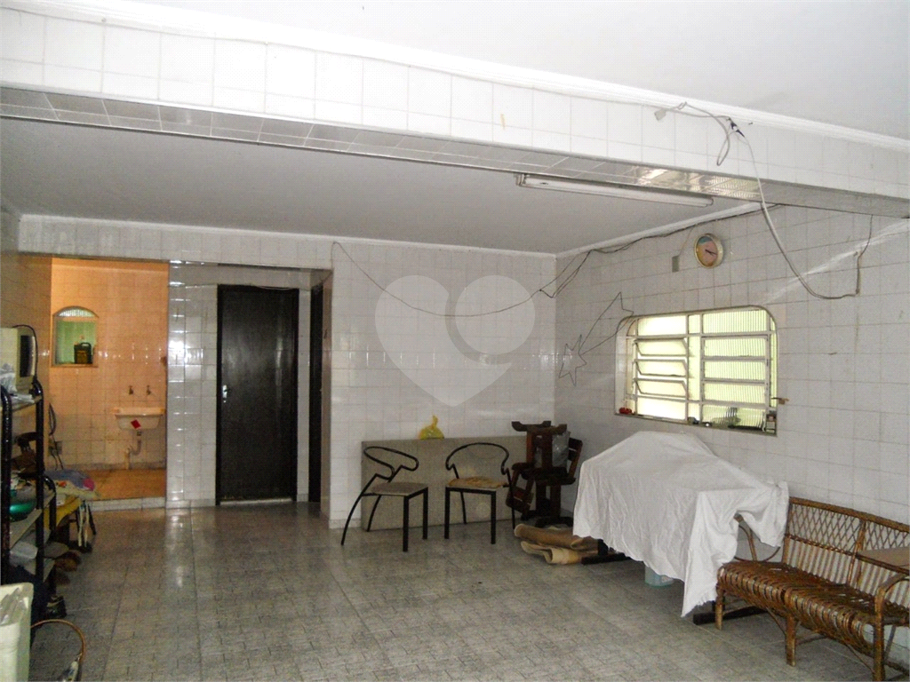 Sobrado à venda com 3 quartos, 220m² - Foto 14