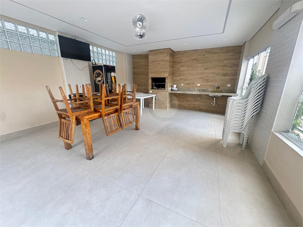APARTAMENTO em PARADA INGLESA