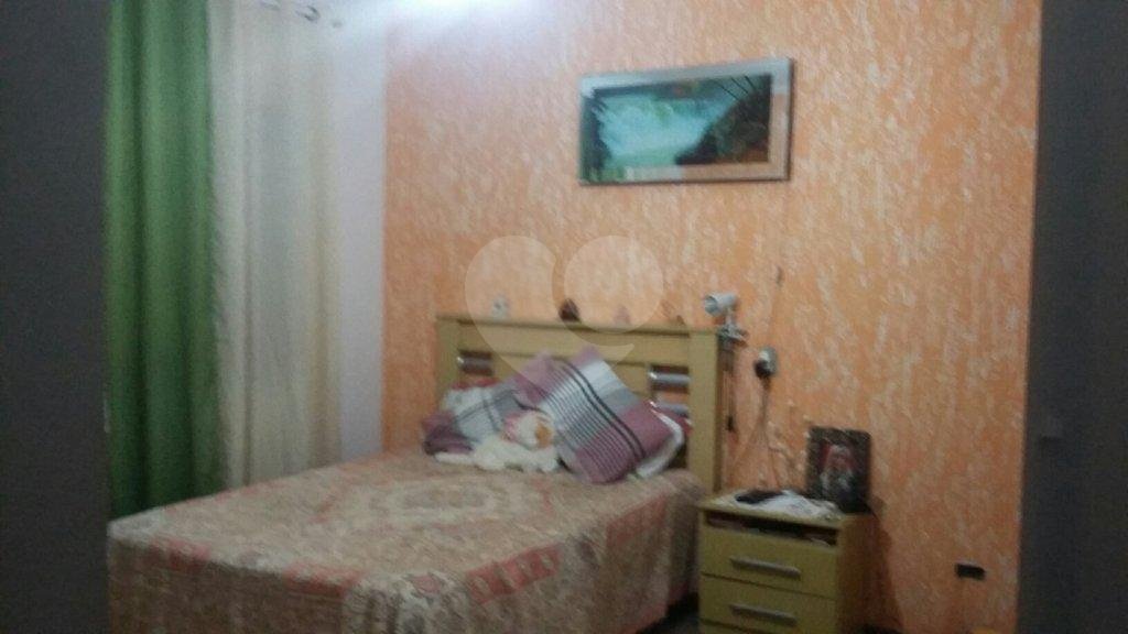 CASA TÉRREA A VENDA NA VILA GALVÃO (GUARULHOS) - 3 DORMS (1 SUÍTE), JARDIM DE INVERNO E 10 VAGAS