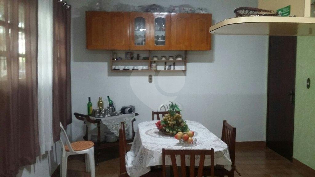 CASA TÉRREA A VENDA NA VILA GALVÃO (GUARULHOS) - 3 DORMS (1 SUÍTE), JARDIM DE INVERNO E 10 VAGAS