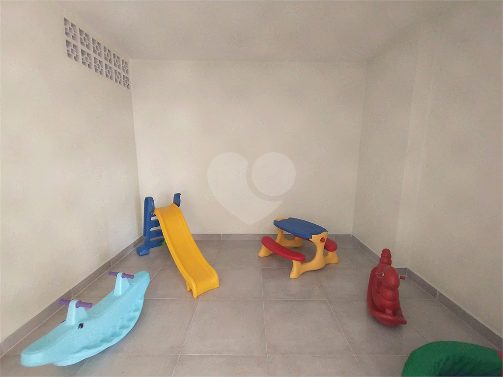 Apartamento à venda com 2 quartos, 66m² - Foto 16