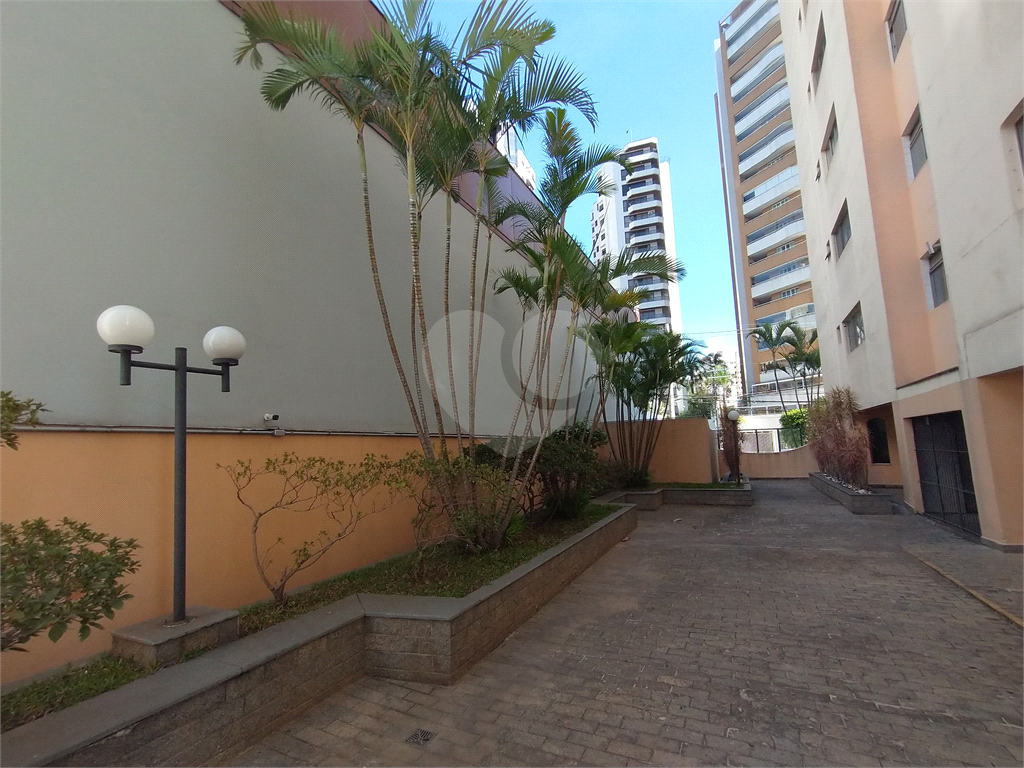 Apartamento à venda com 2 quartos, 66m² - Foto 4