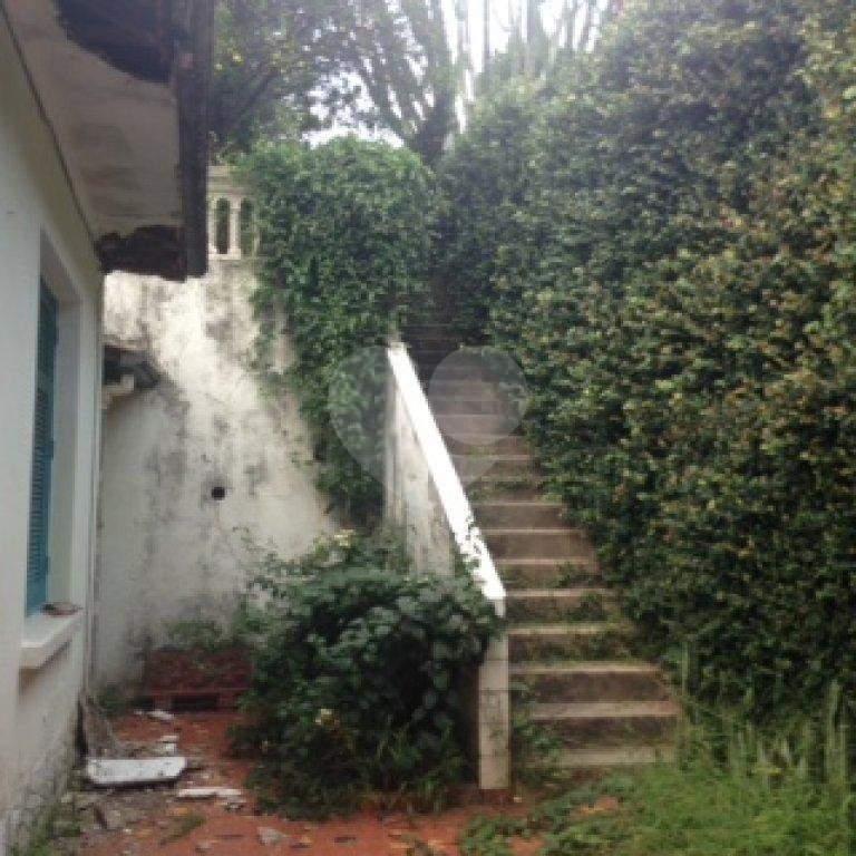 SOBRADO VILA POMPEIA, EXCELENTE TERRENO PARA INCORPORADORA. 