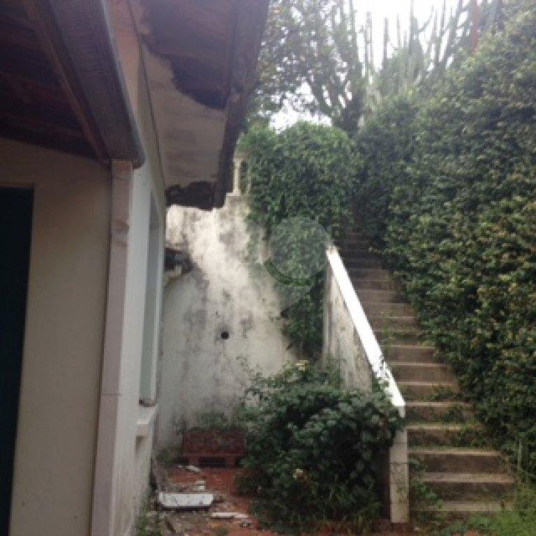 SOBRADO VILA POMPEIA, EXCELENTE TERRENO PARA INCORPORADORA. 
