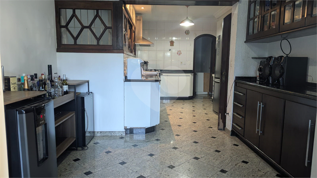 SOBRADO MARAVILHOSO A VENDA PRÓXIMO AO HORTO FLORESTAL - 4 DORMS (2 SUÍTES) E 4 VAGAS DE GARAGEM