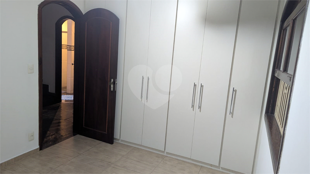 SOBRADO MARAVILHOSO A VENDA PRÓXIMO AO HORTO FLORESTAL - 4 DORMS (2 SUÍTES) E 4 VAGAS DE GARAGEM