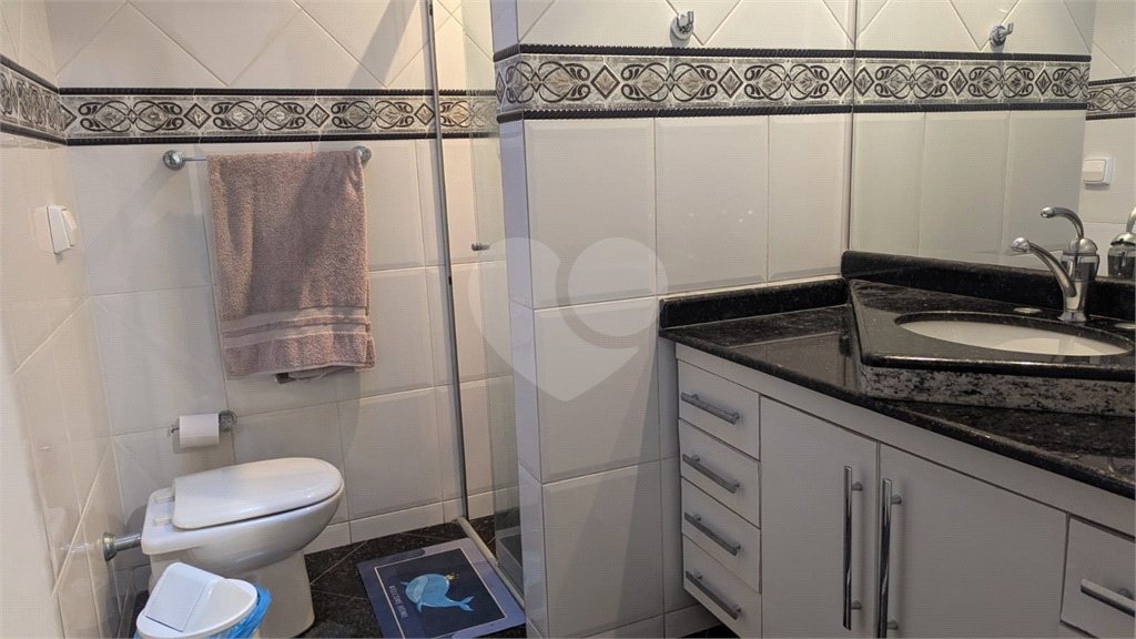 SOBRADO MARAVILHOSO A VENDA PRÓXIMO AO HORTO FLORESTAL - 4 DORMS (2 SUÍTES) E 4 VAGAS DE GARAGEM