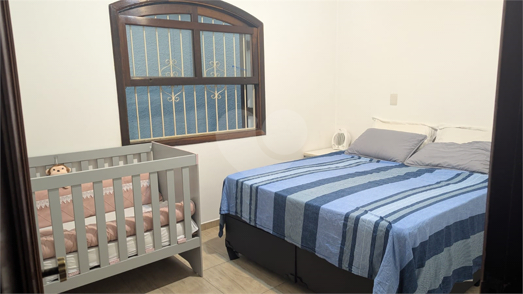 SOBRADO MARAVILHOSO A VENDA PRÓXIMO AO HORTO FLORESTAL - 4 DORMS (2 SUÍTES) E 4 VAGAS DE GARAGEM