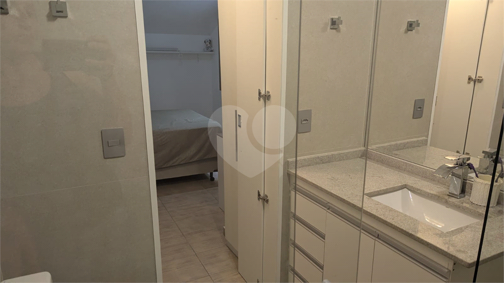 SOBRADO MARAVILHOSO A VENDA PRÓXIMO AO HORTO FLORESTAL - 4 DORMS (2 SUÍTES) E 4 VAGAS DE GARAGEM