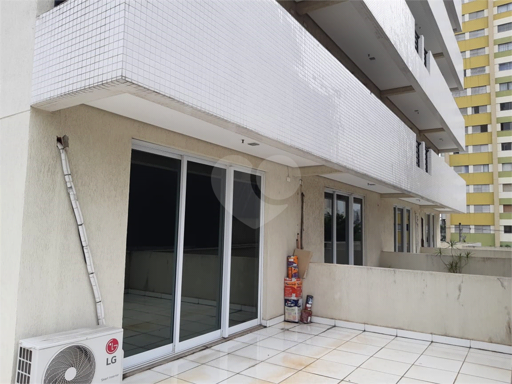 Sala Comercial Venda/Locação - 1 sala, 2 banheiros, 1 vaga