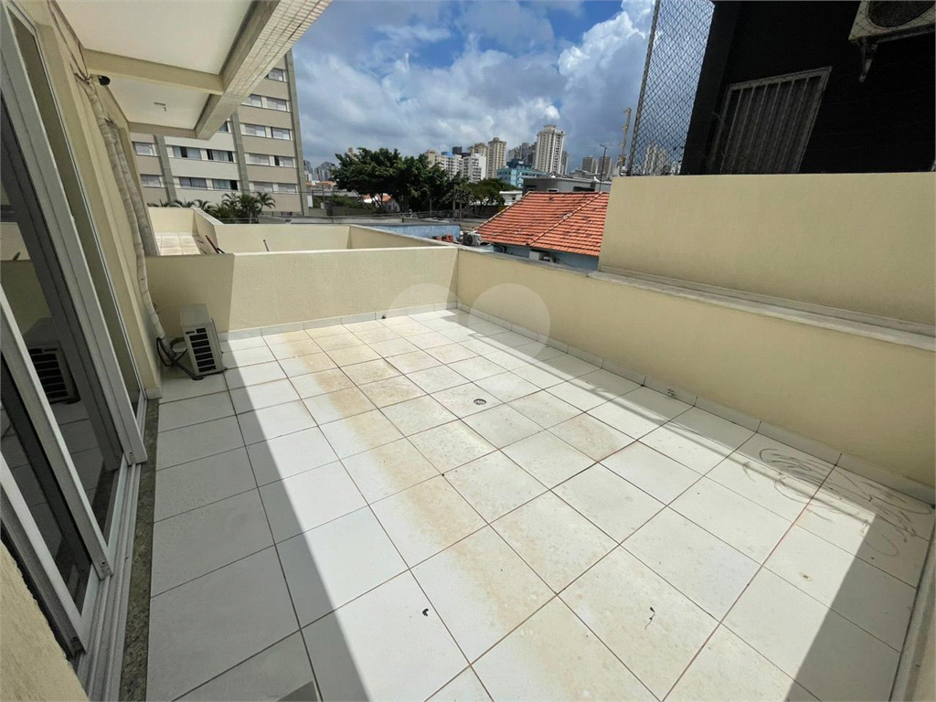 Sala Comercial Venda/Locação - 1 sala, 2 banheiros, 1 vaga