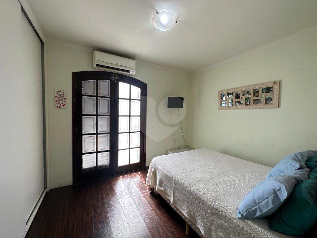 SOBRADO em VILA CONSTANÇA