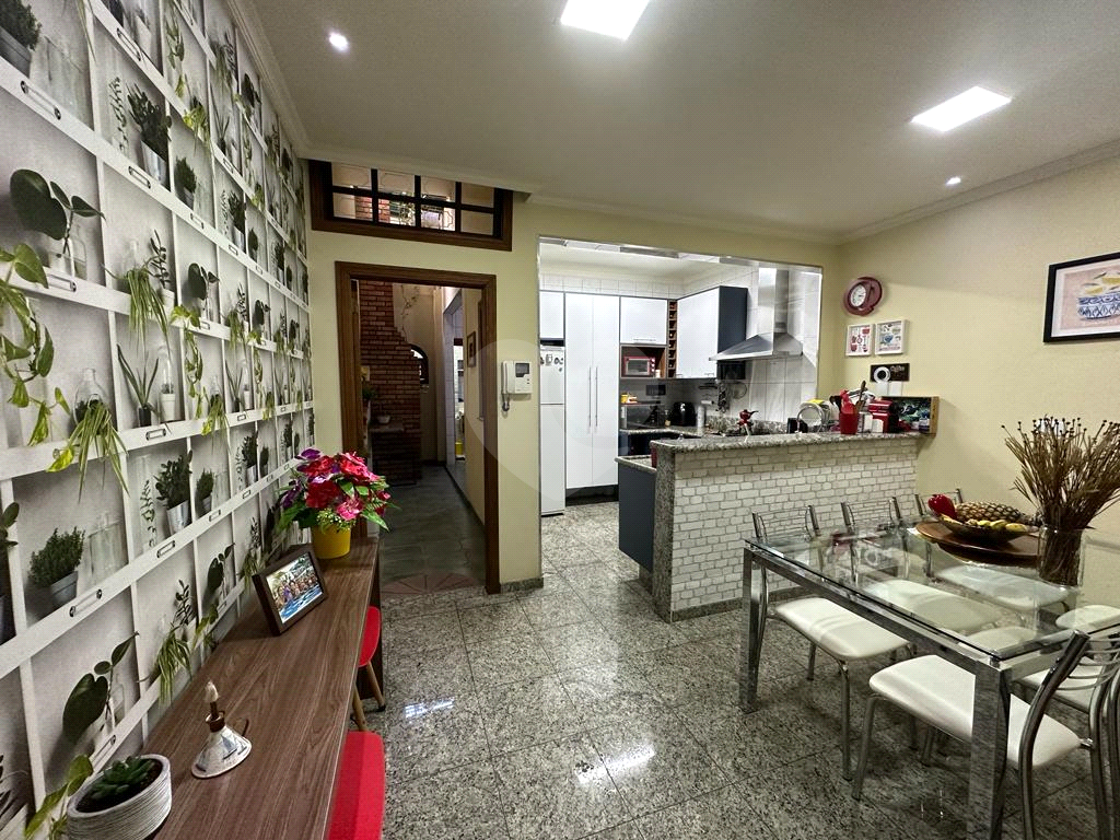 SOBRADO em VILA CONSTANÇA