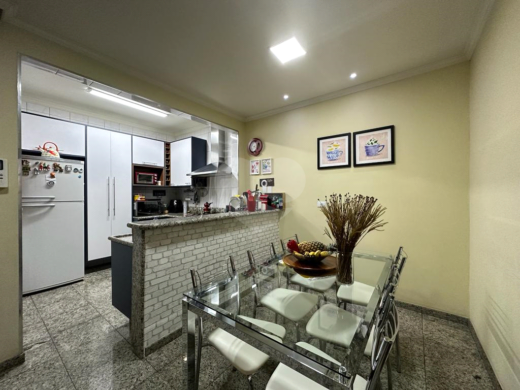 SOBRADO em VILA CONSTANÇA