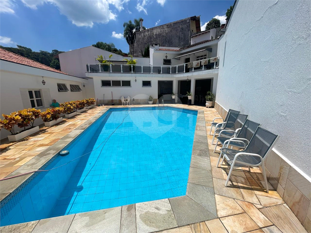 CASA TÉRREA EXCELENTE A VENDA NO TREMEMBÉ - 3 SUÍTES, PISCINA AREA GOURMET  E 4 VAGAS DE GARAGEM