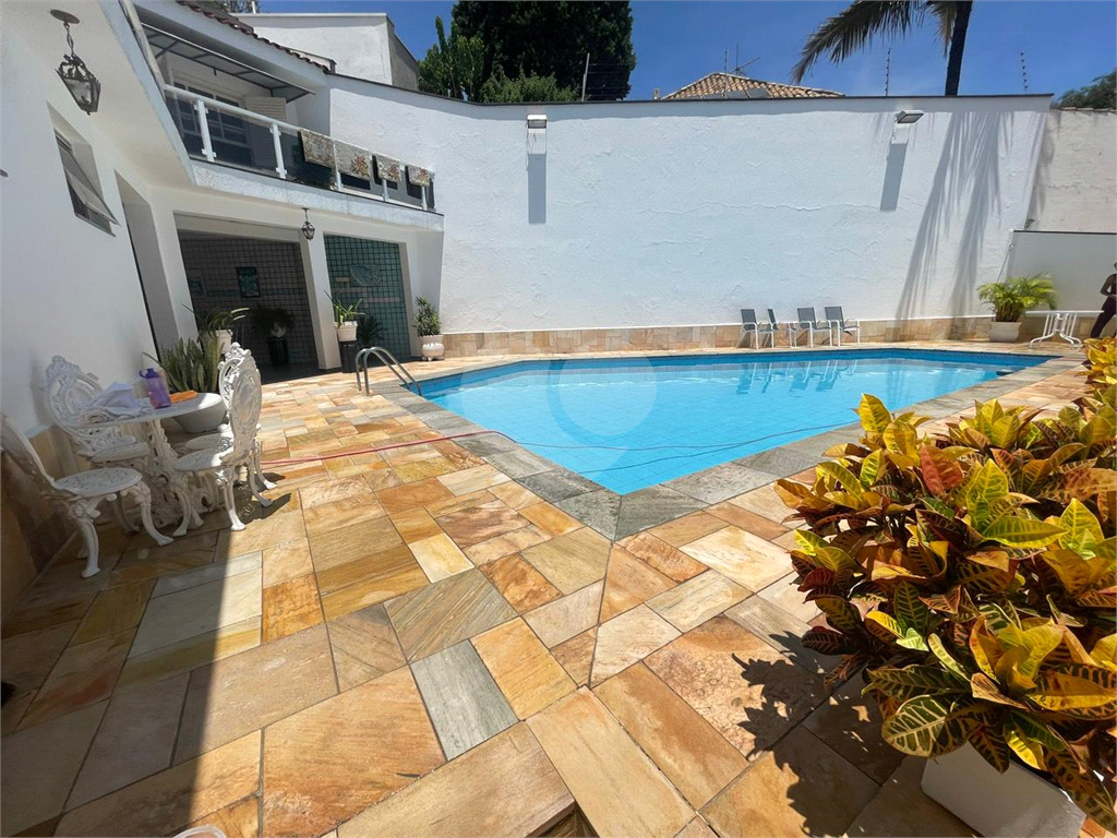 CASA TÉRREA EXCELENTE A VENDA NO TREMEMBÉ - 3 SUÍTES, PISCINA AREA GOURMET  E 4 VAGAS DE GARAGEM