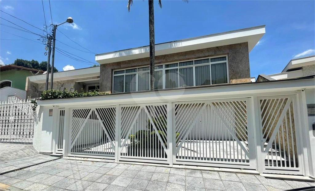 CASA TÉRREA EXCELENTE A VENDA NO TREMEMBÉ - 3 SUÍTES, PISCINA AREA GOURMET  E 4 VAGAS DE GARAGEM