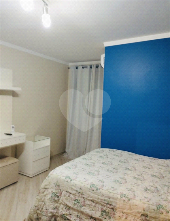 Sobrado na vila Constança com 3 dormitórios e churrasqueira