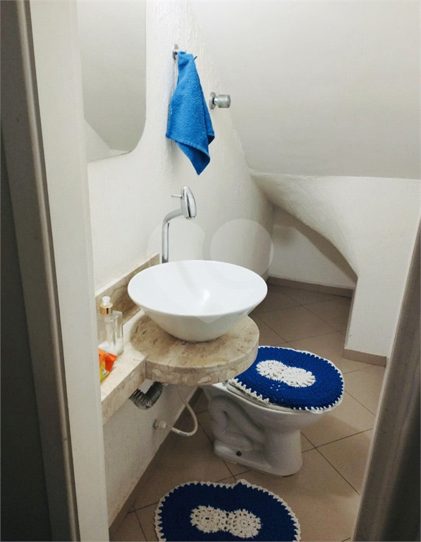 Sobrado na vila Constança com 3 dormitórios e churrasqueira