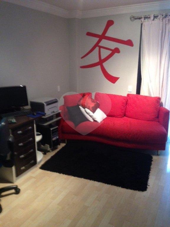 APARTAMENTO em SANTANA