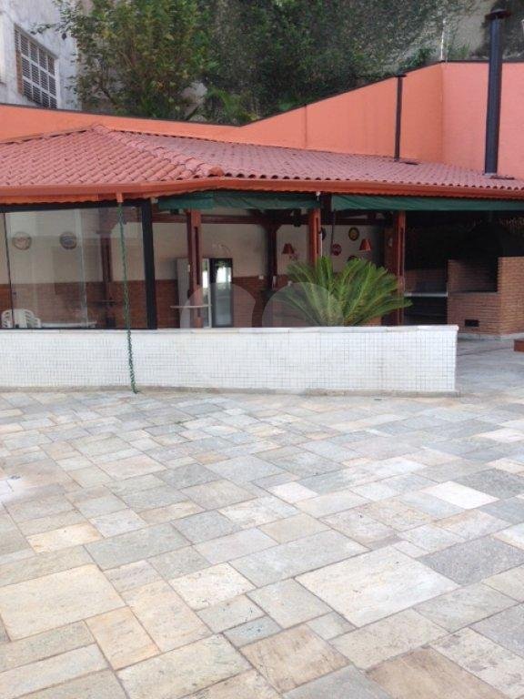 APARTAMENTO em SANTANA