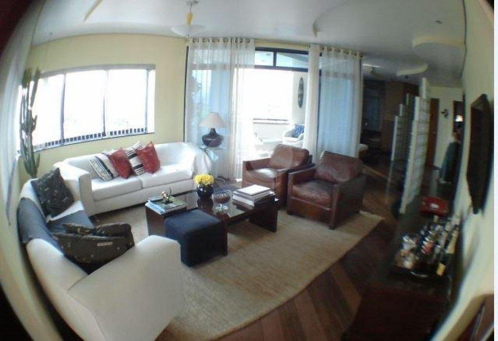 APARTAMENTO em VILA PRUDENTE