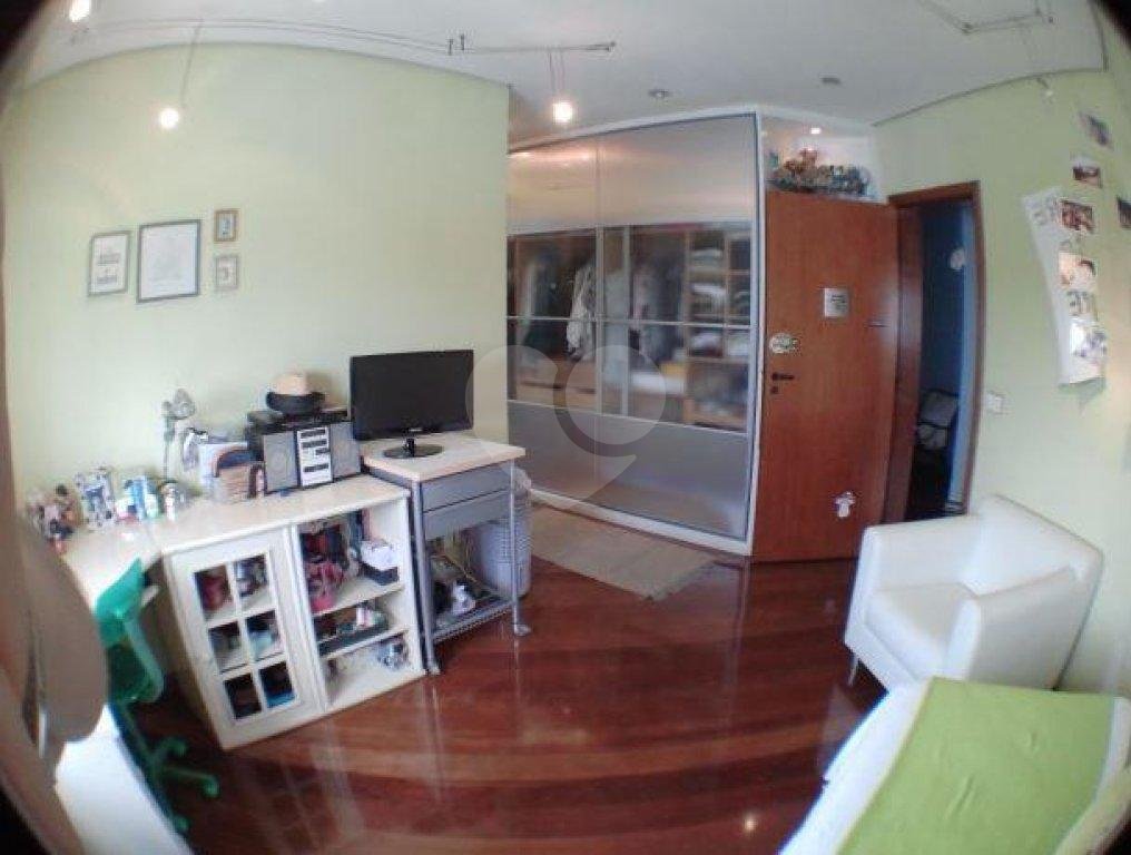 APARTAMENTO em VILA PRUDENTE