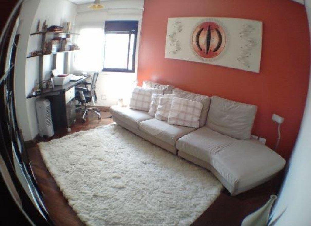 APARTAMENTO em VILA PRUDENTE