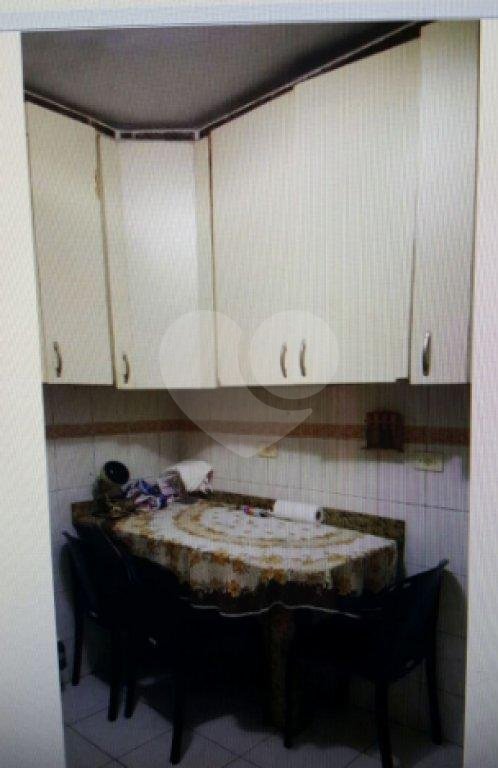 Sobrado à venda com 3 quartos, 210m² - Foto 12