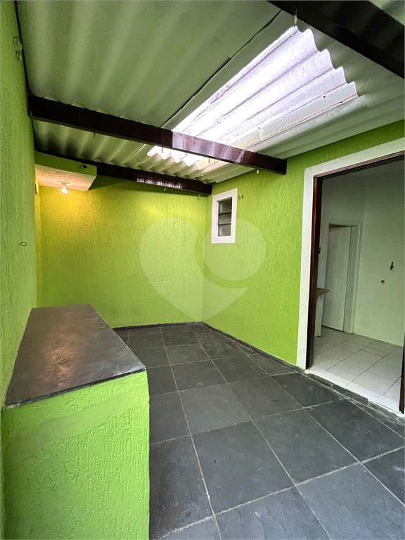 Sobrado à venda com 3 quartos, 114m² - Foto 2