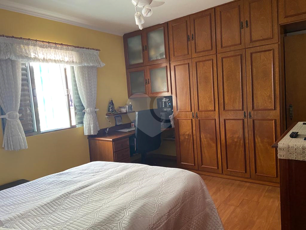 Sobrado à venda com 3 quartos, 300m² - Foto 18