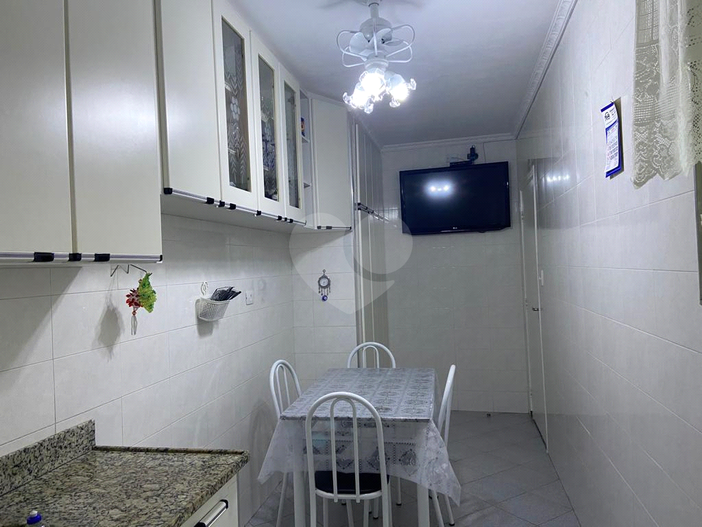 Sobrado à venda com 3 quartos, 300m² - Foto 9