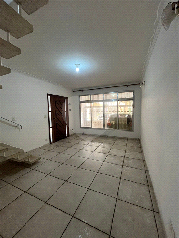 Sobrado à venda com 3 quartos, 180m² - Foto 17