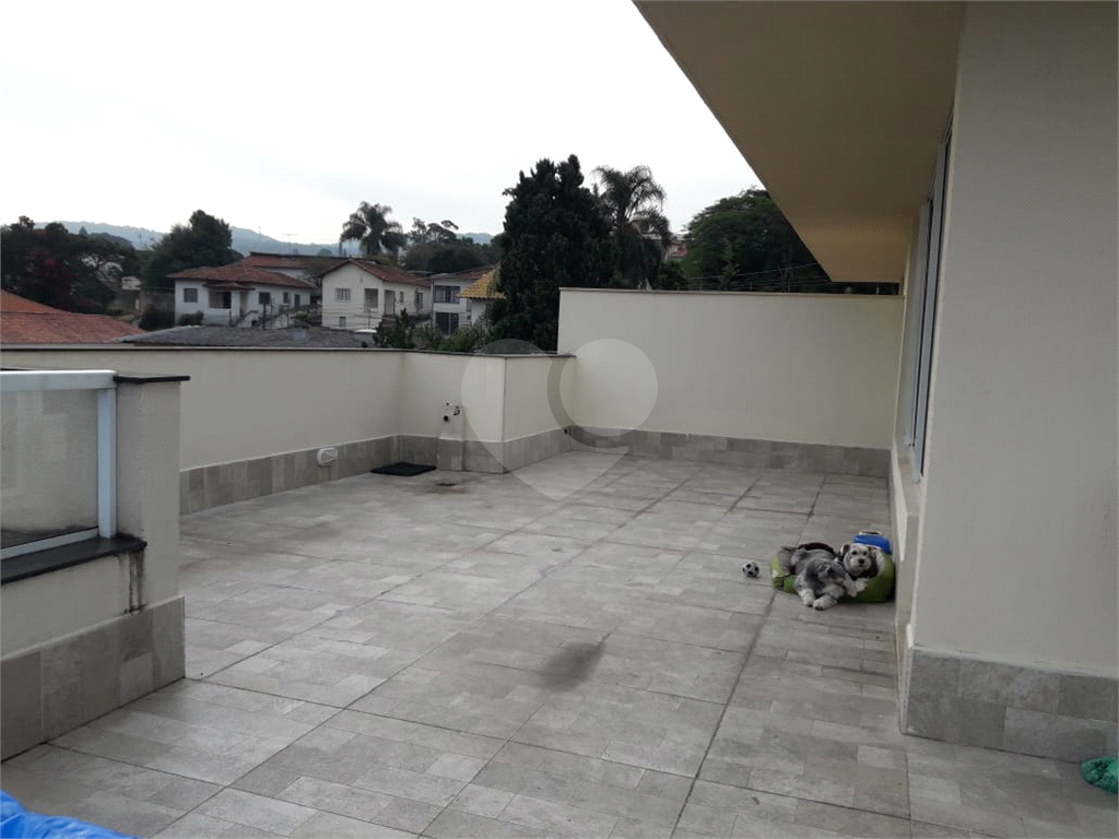 APARTAMENTO em TREMEMBÉ