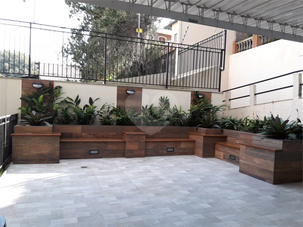 APARTAMENTO em TREMEMBÉ
